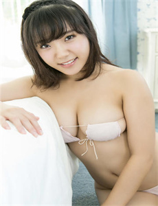 《俄罗斯艳女门-青娱乐美女视频》