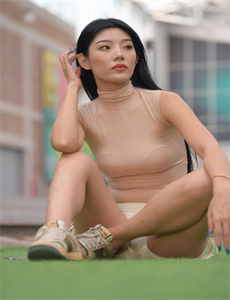 《陈柏宇发型-花蝴蝶看片》